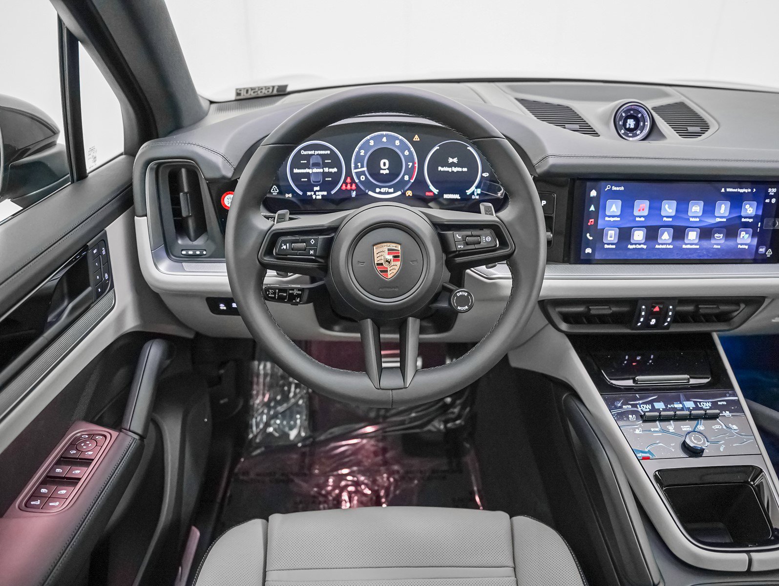 New 2026 Porsche Cayenne S image 16