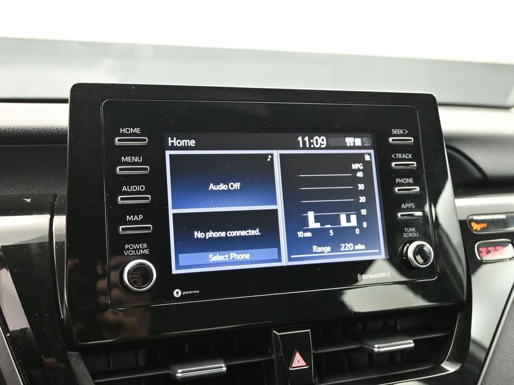 Used 2024 Toyota Camry SE image 16