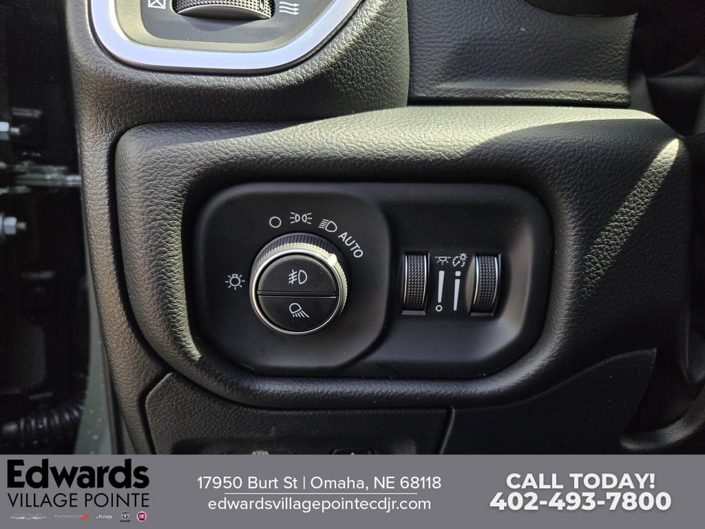 New 2026 RAM 1500 Big Horn AWD/4WD image 12