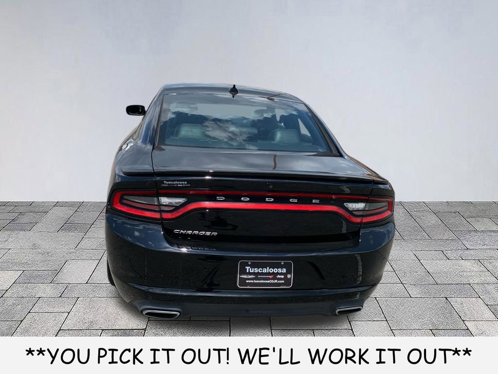 Used 2015 Dodge Charger R/T w/ Plus Group RWD image 6