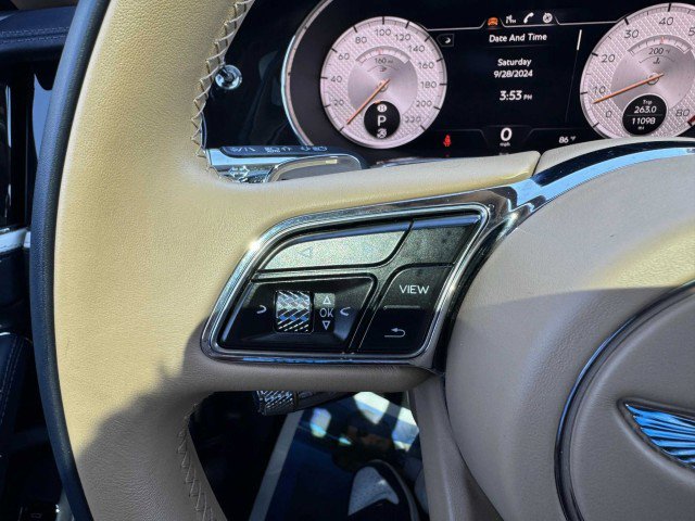 Used 2023 Bentley Flying Spur W12 image 36