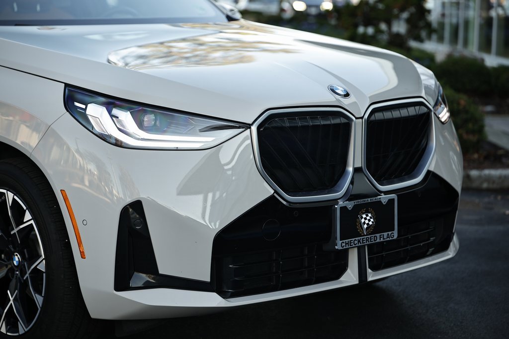 Certified 2025 BMW X3 xDrive30i w/ M Sport Package image 2