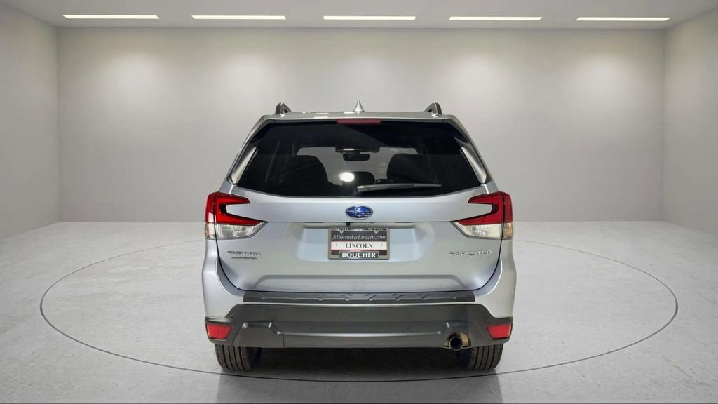 Used 2020 Subaru Forester Limited w/ Popular Package #3 AWD/4WD image 4