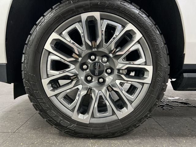 Certified 2023 GMC Yukon Denali Ultimate AWD/4WD image 34