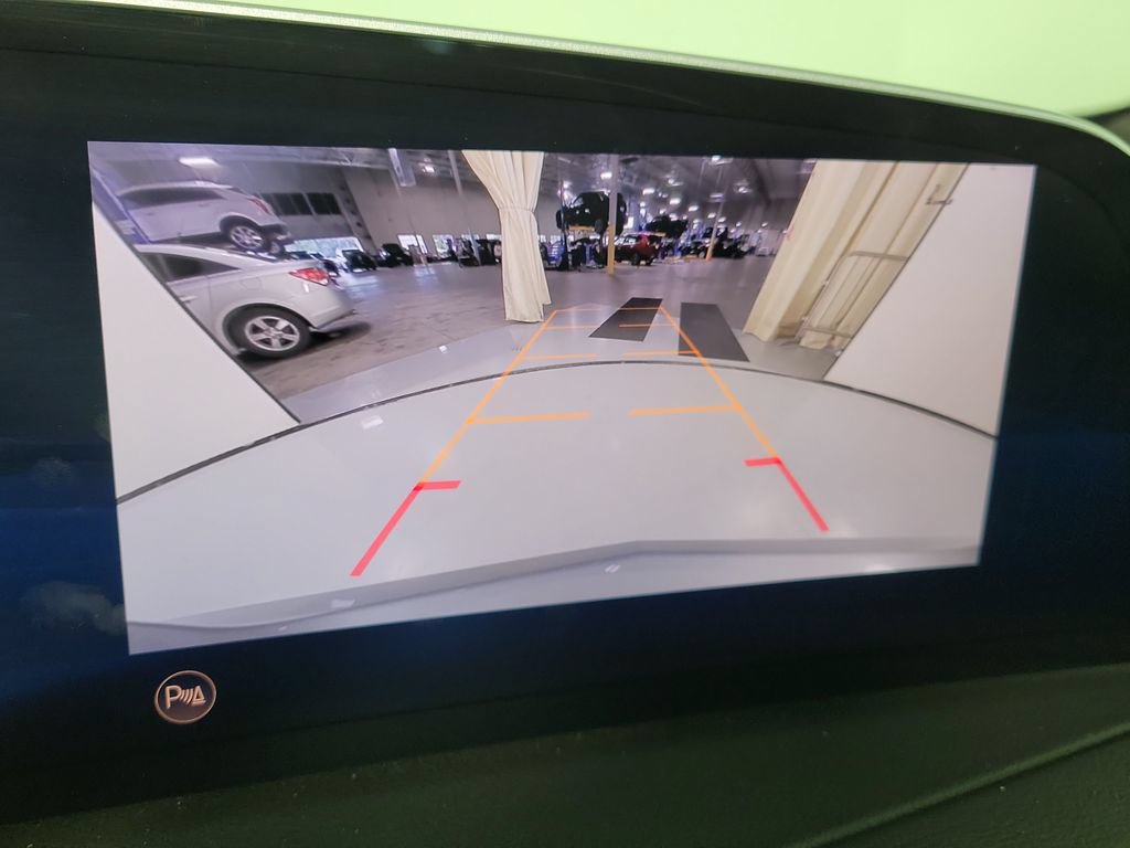 Certified 2024 Cadillac XT4 Premium Luxury AWD/4WD image 28
