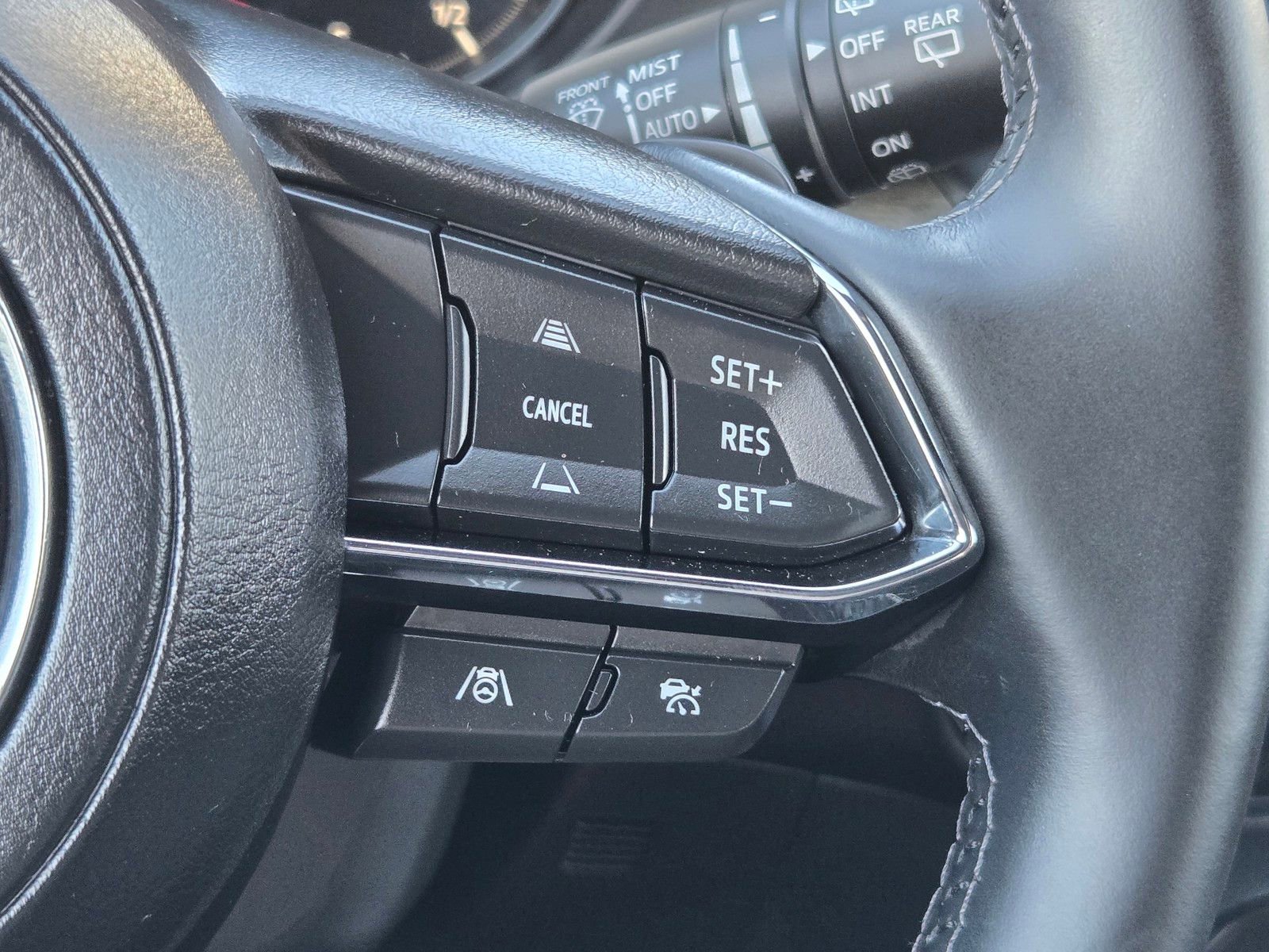 Certified 2025 MAZDA CX-5 Signature AWD/4WD image 31