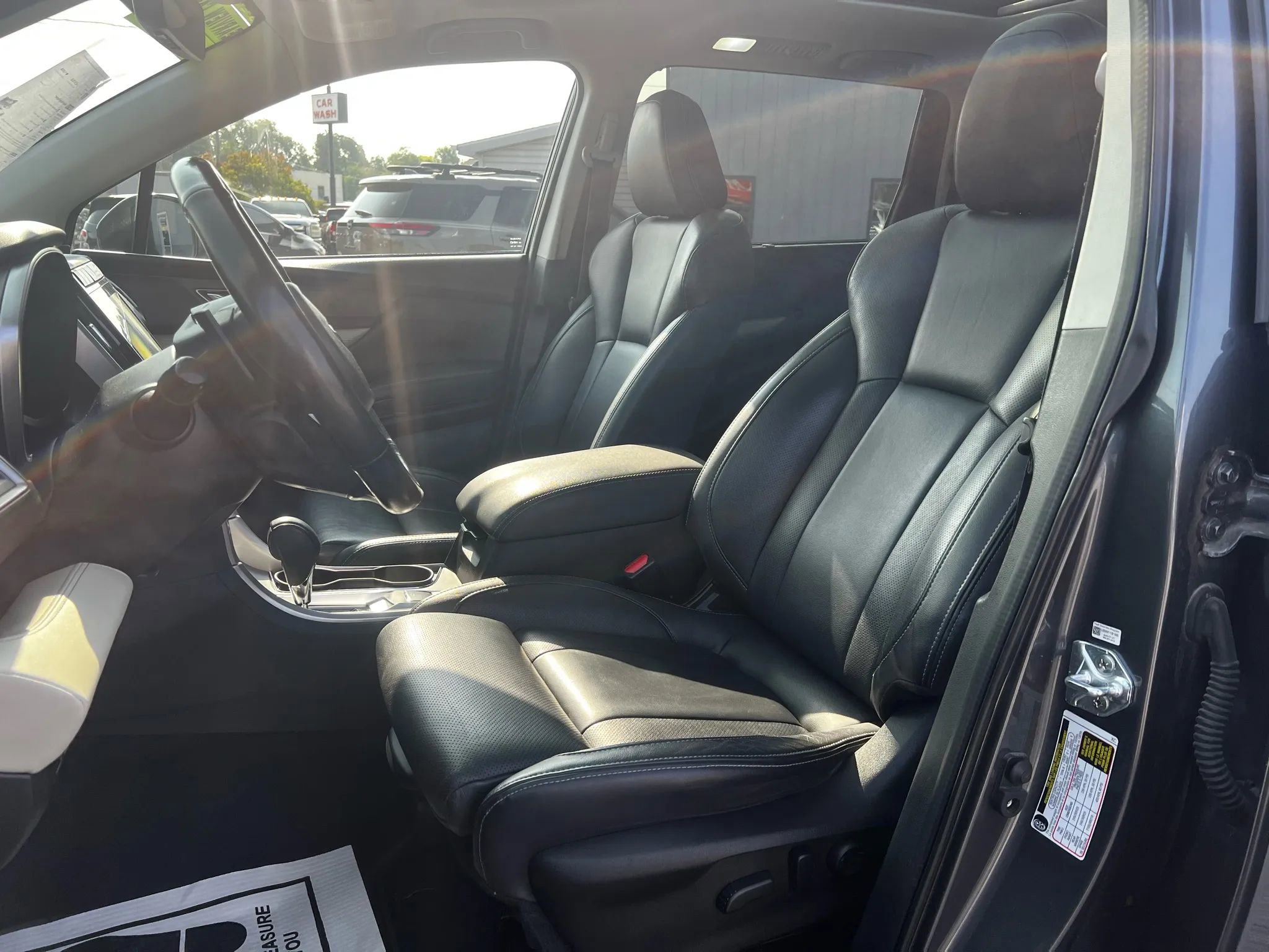 Used 2021 Subaru Ascent Limited w/ Technology Package image 21