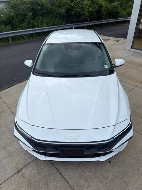Used 2024 Hyundai Elantra SEL FWD image 24