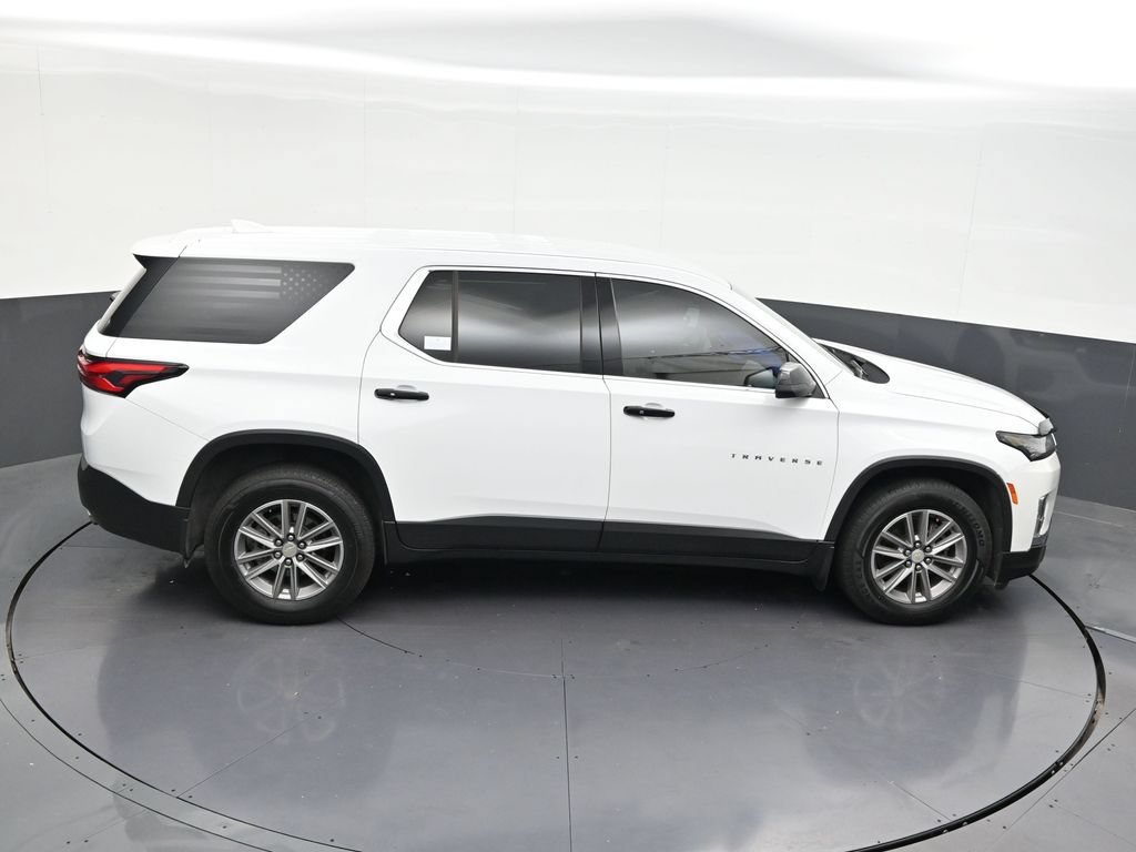 Used 2023 Chevrolet Traverse LS FWD image 21