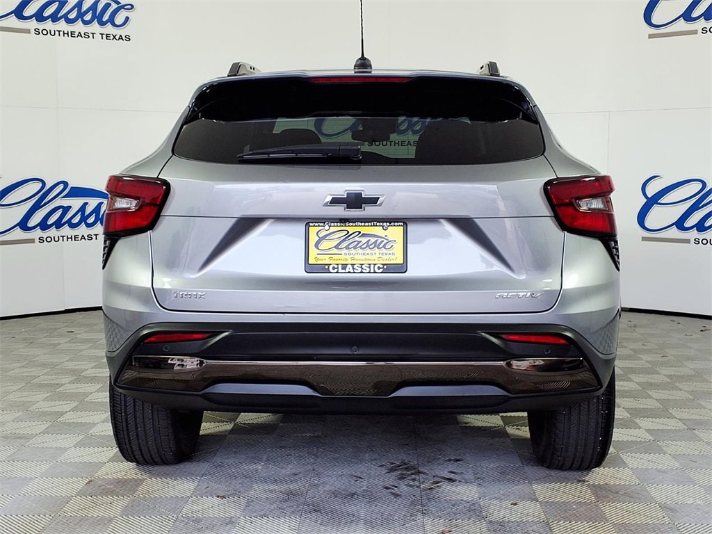 Used 2025 Chevrolet Trax ACTIV w/ Driver Confidence Package image 4