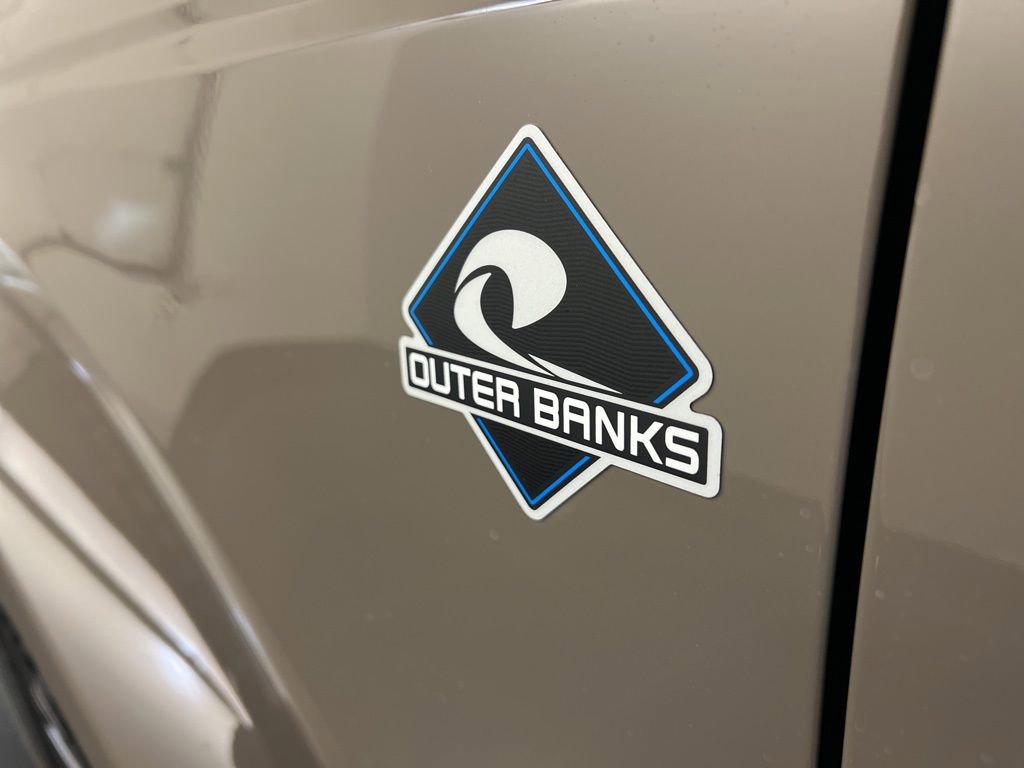 New 2025 Ford Bronco Outer Banks image 37