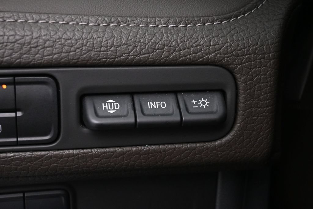 Used 2023 GMC Yukon XL Denali AWD/4WD image 42