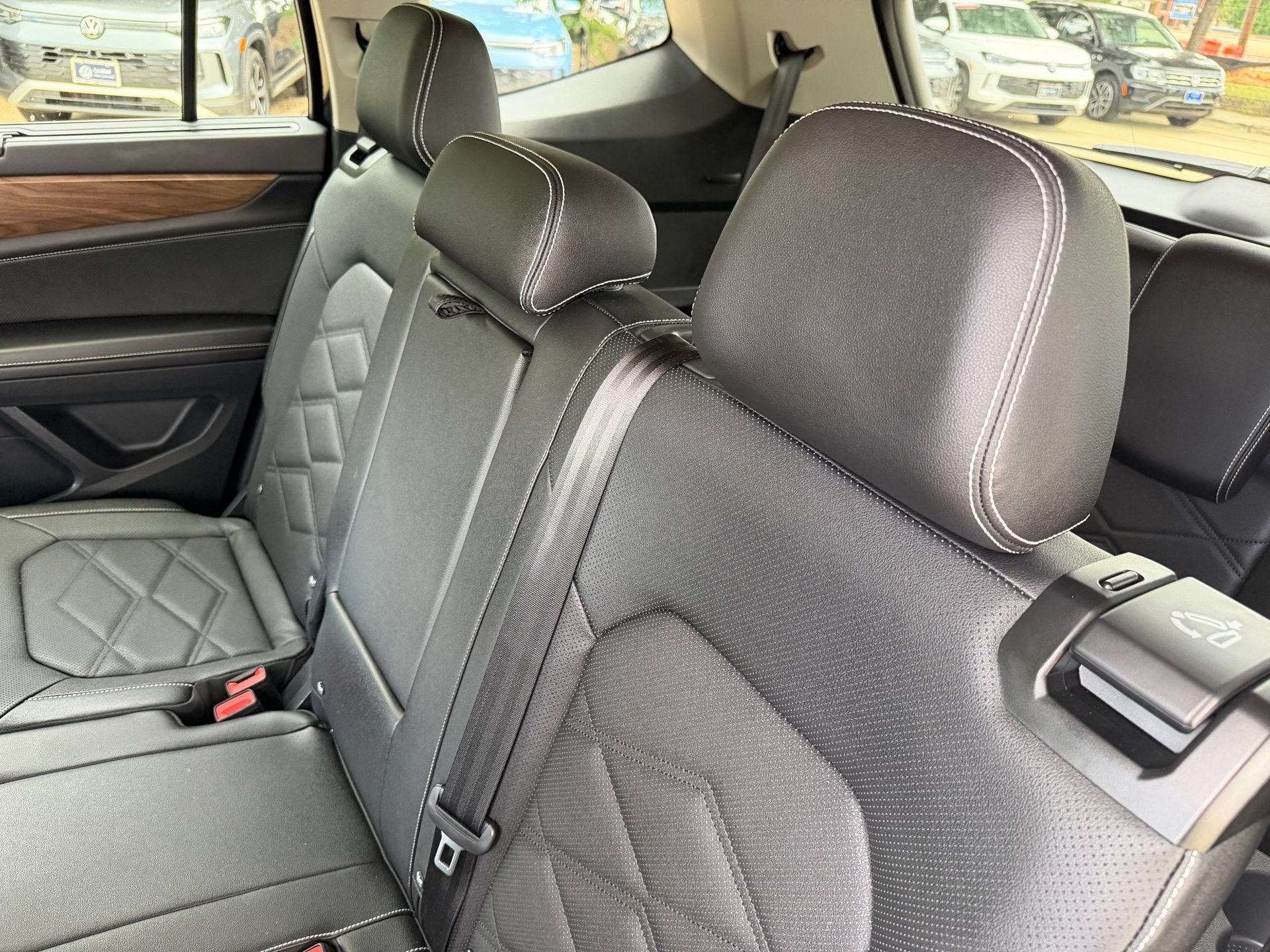 Certified 2026 Volkswagen Atlas SE FWD image 26