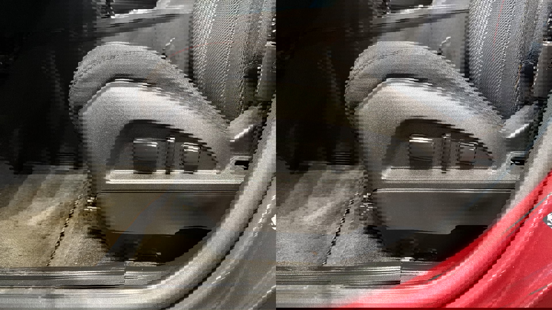 Used 2015 Chevrolet Equinox LT w/ Power Convenience Package image 19