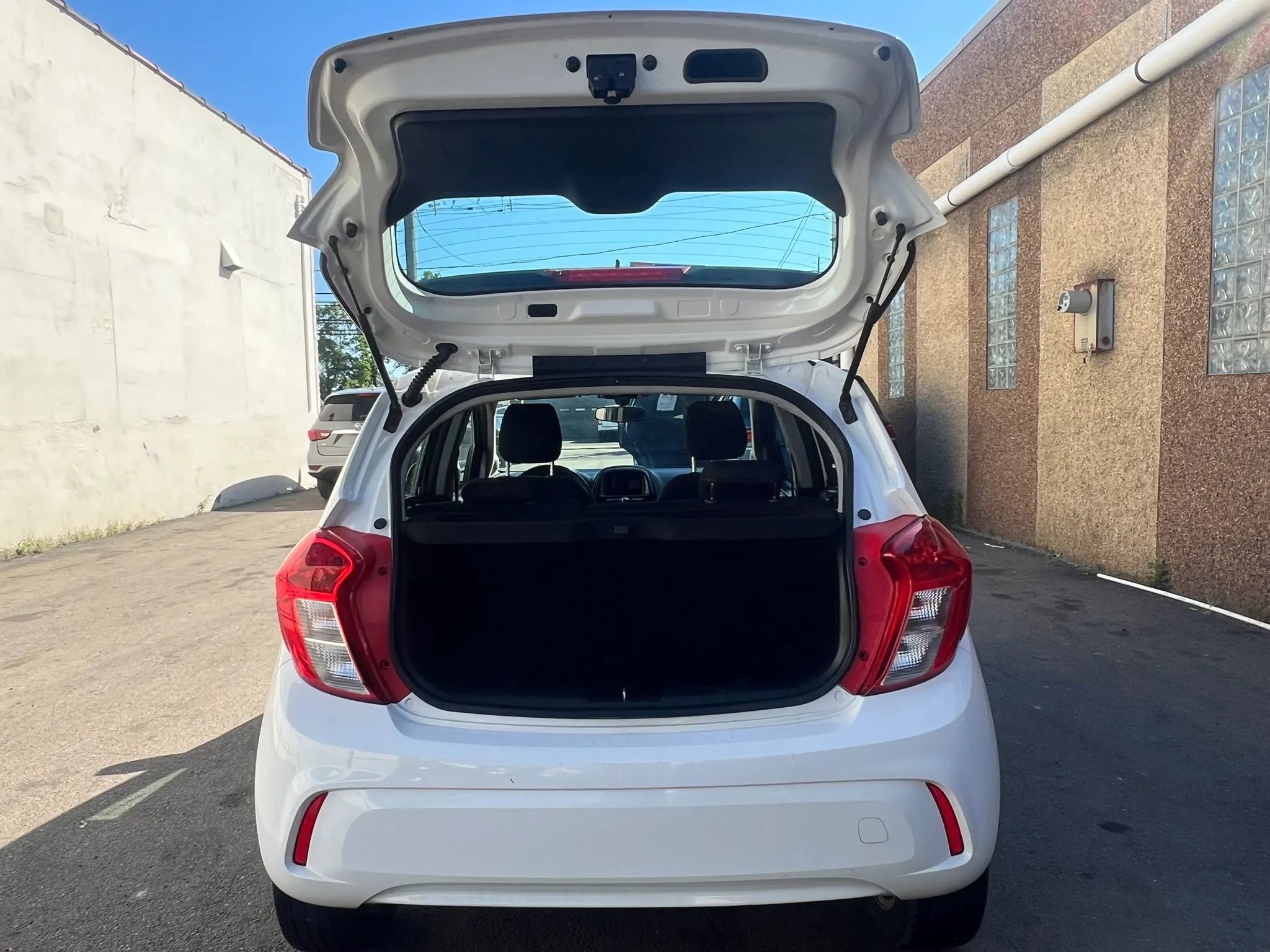 Used 2020 Chevrolet Spark LT FWD image 9