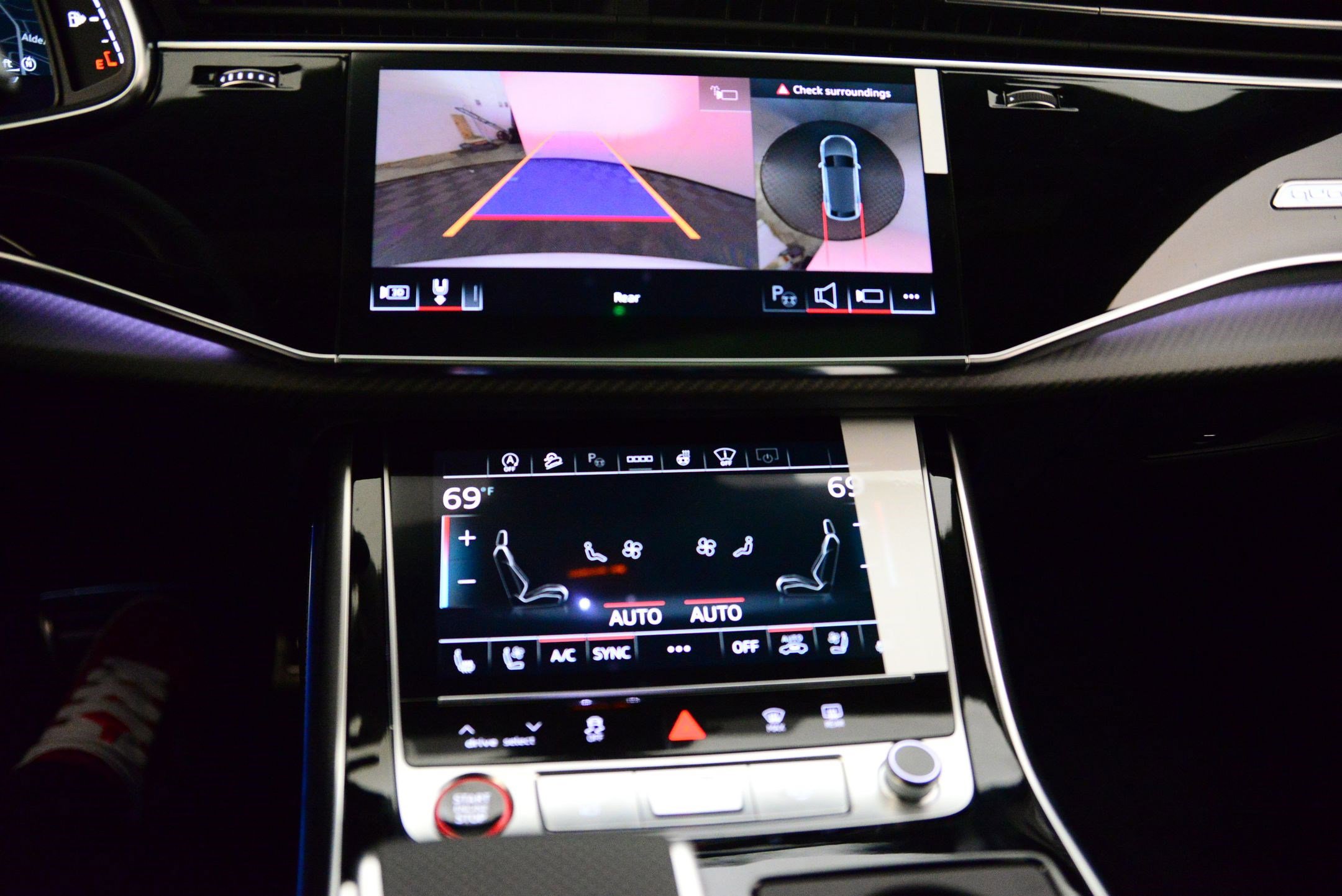 New 2026 Audi SQ8 Prestige image 27