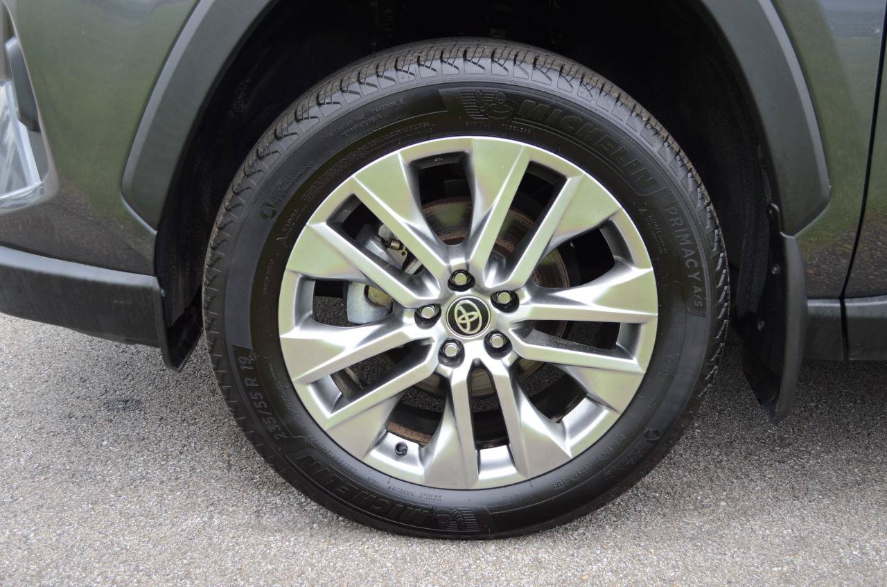 Used 2024 Toyota RAV4 XLE Premium w/ Weather Package AWD/4WD image 9