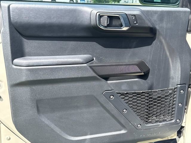 Used 2025 Ford Bronco Outer Banks AWD/4WD image 26