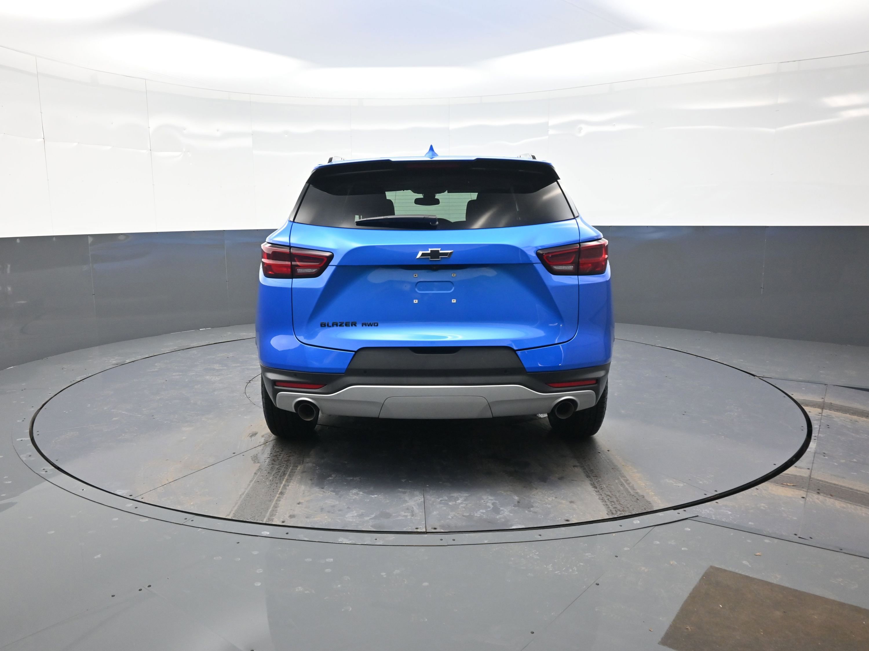 Used 2025 Chevrolet Blazer LT w/ Midnight/Sport Edition image 4