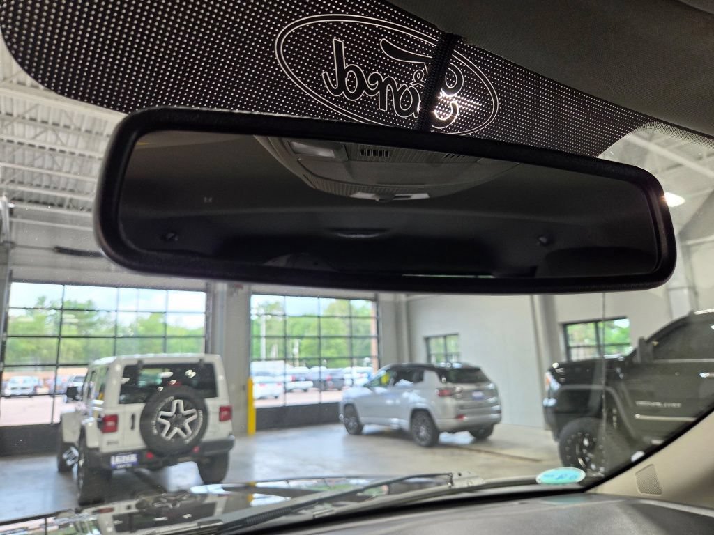Used 2018 Ford F150 XLT w/ Equipment Group 302A Luxury AWD/4WD image 41