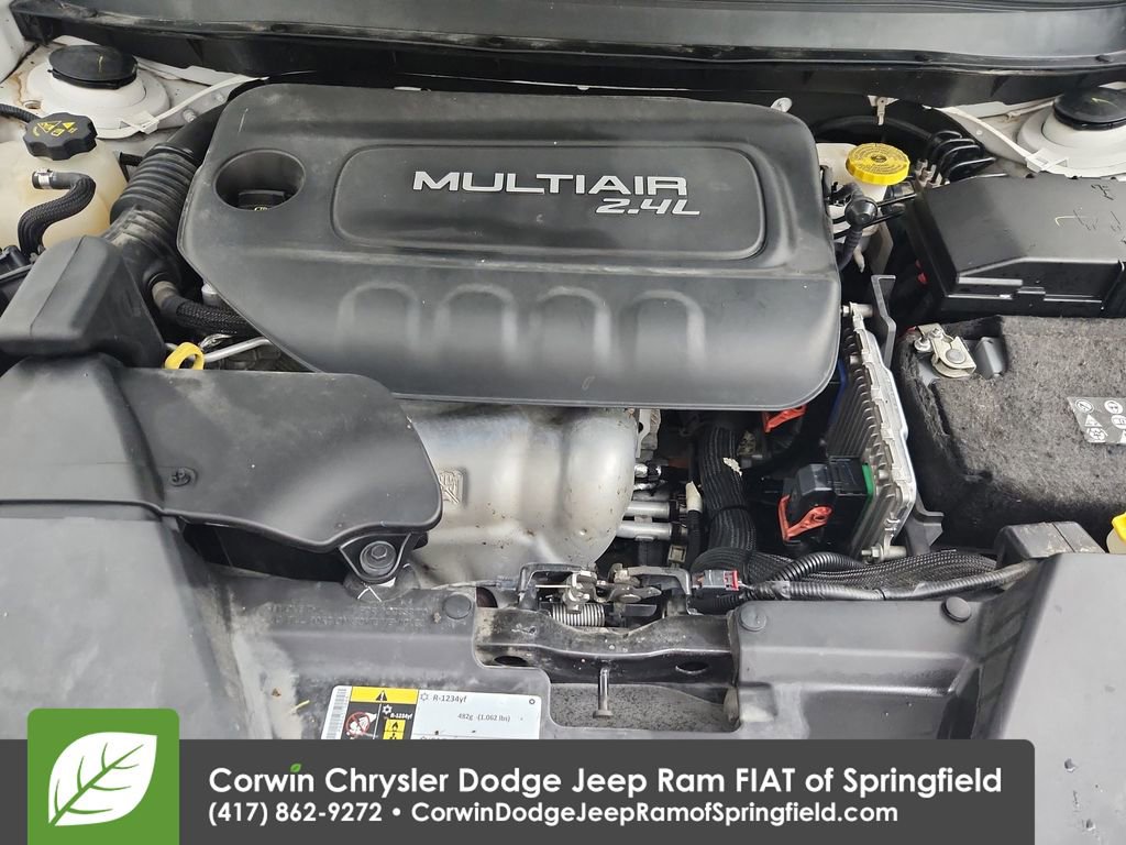 Used 2018 Jeep Cherokee Latitude w/ Cold Weather Group image 34