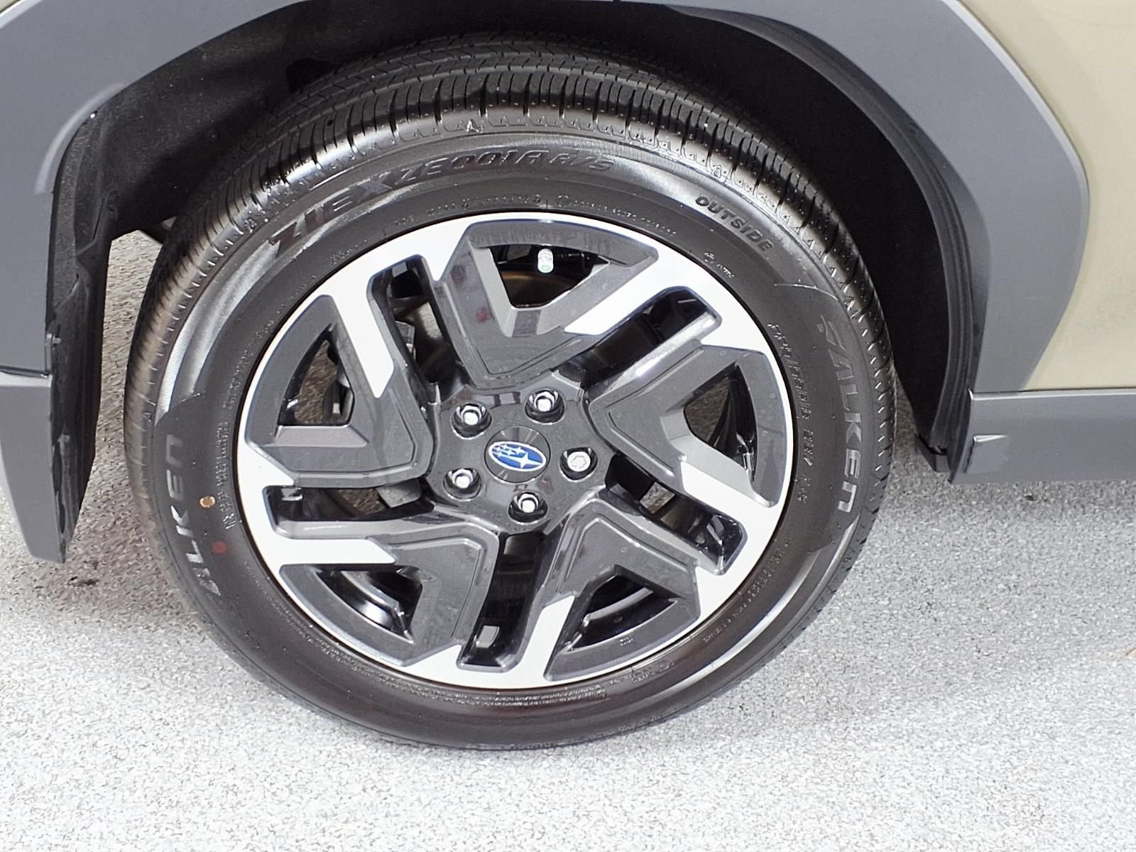 Used 2026 Subaru Forester Limited AWD/4WD image 4