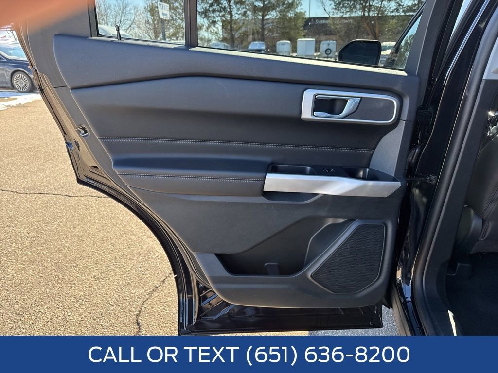 Used 2022 Ford Explorer XLT w/ Equipment Group 202A image 34