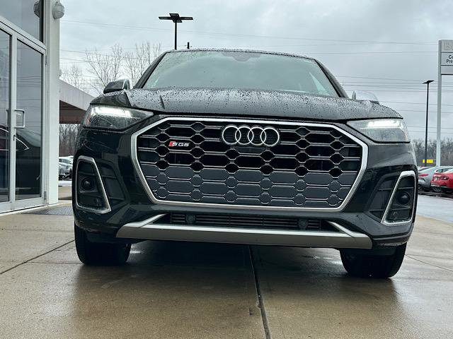 Used 2023 Audi SQ5 Premium Plus image 2