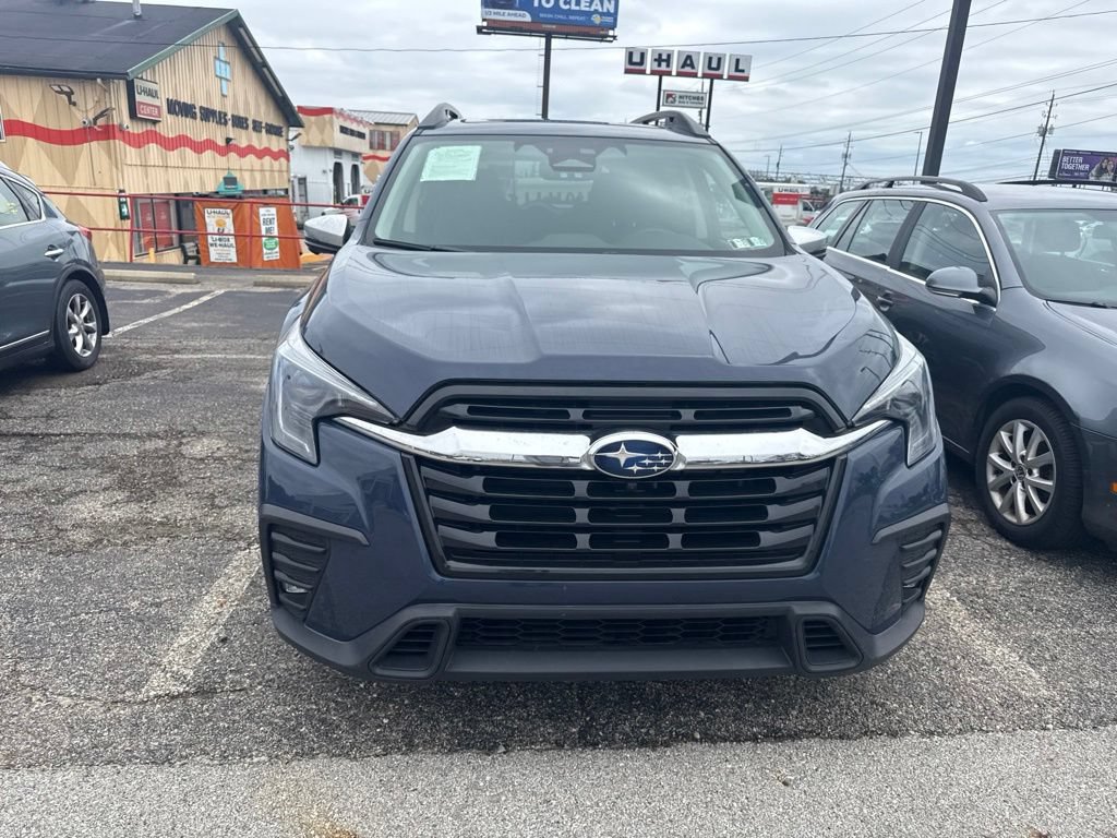 Used 2023 Subaru Ascent Limited w/ Technology Package AWD/4WD image 8