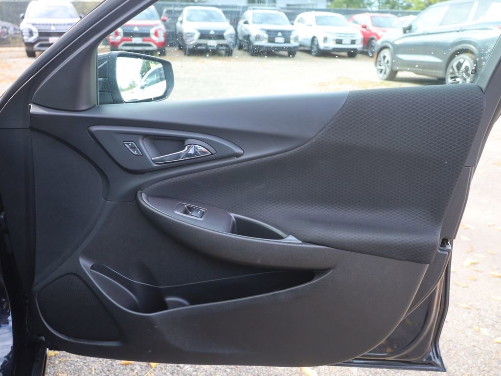 Used 2023 Chevrolet Malibu LT w/ Driver Confidence Package image 16