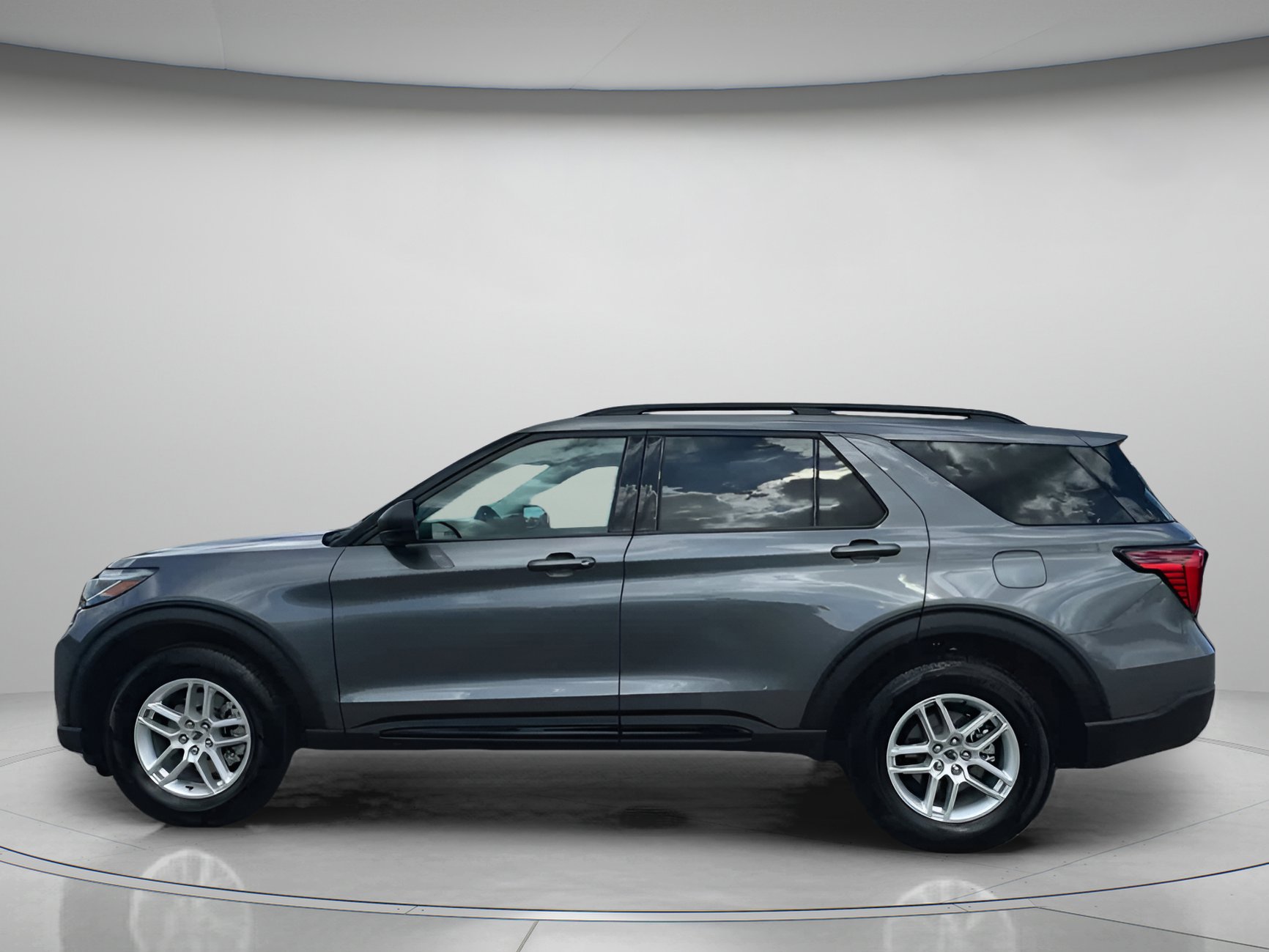 New 2026 Ford Explorer Active w/ Active Comfort Package image 16