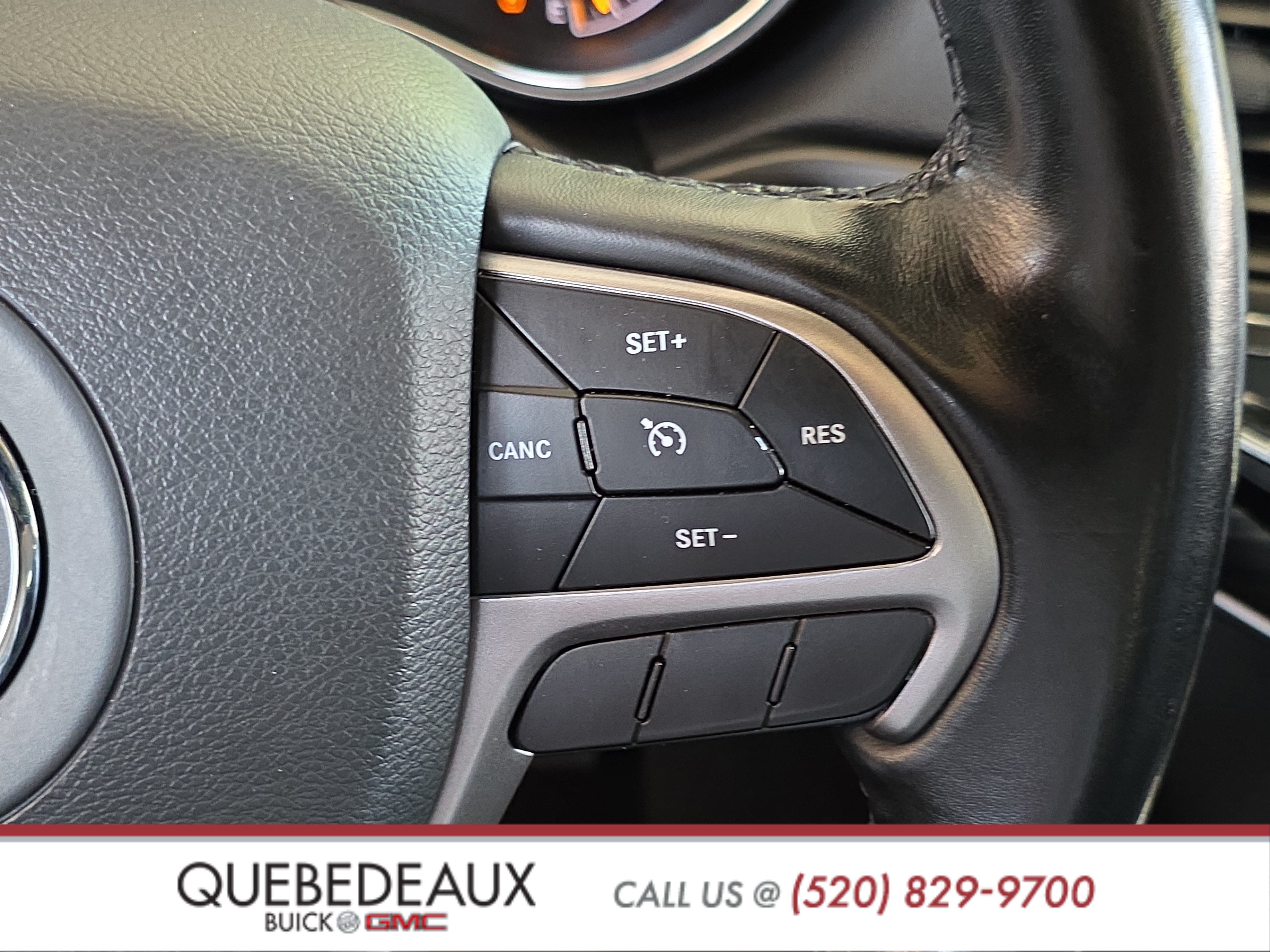 Used 2021 Jeep Grand Cherokee Limited w/ Luxury Group II AWD/4WD image 14