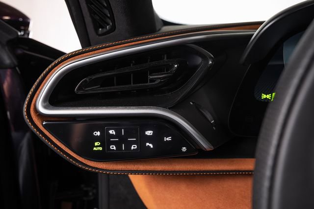Used 2025 Ferrari 296 GTB RWD image 39