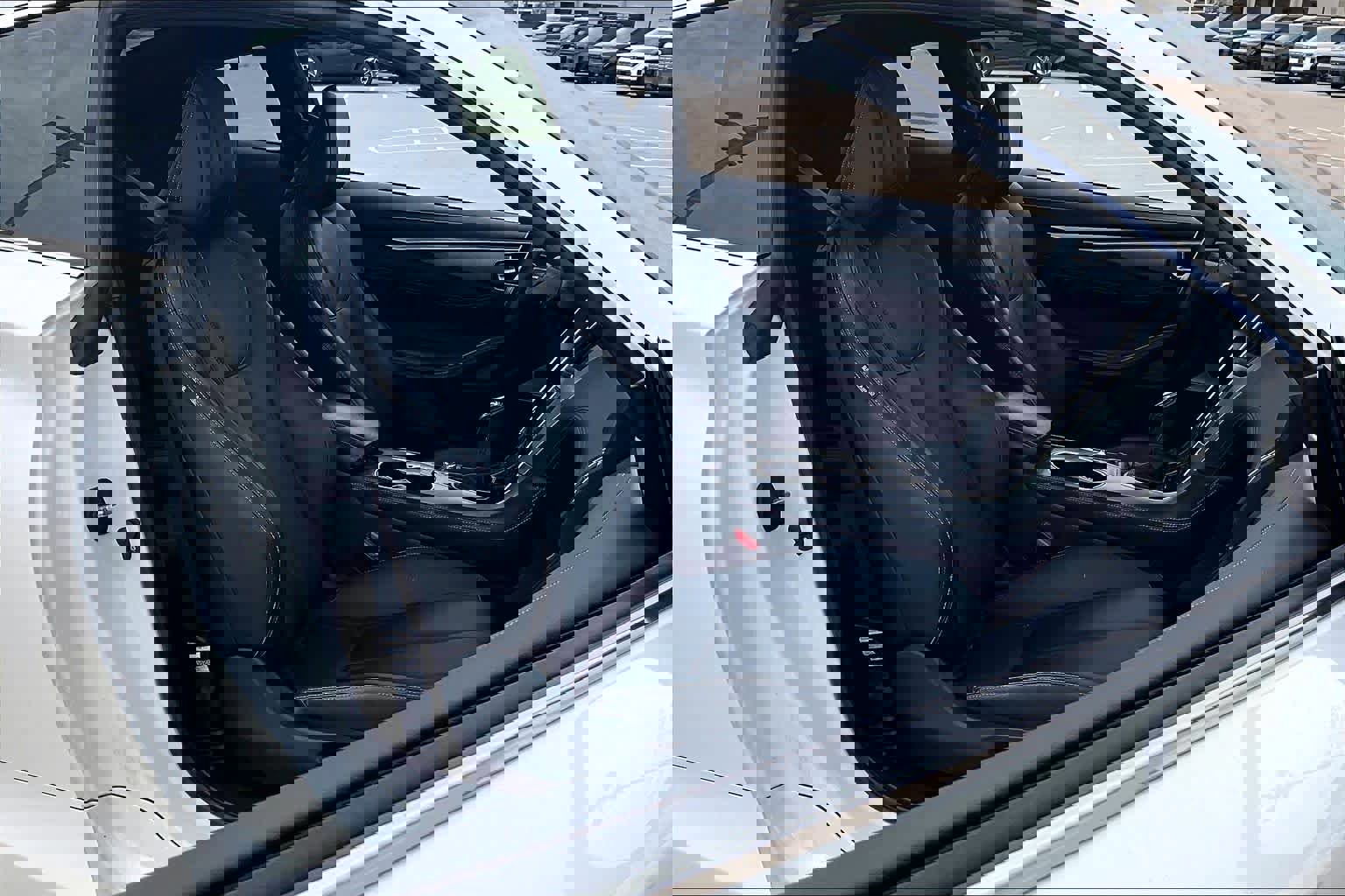 Used 2017 INFINITI Q60 w/ Cargo Package image 7