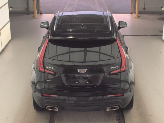 Used 2023 Cadillac XT4 Luxury w/ Cold Weather Package AWD/4WD image 5