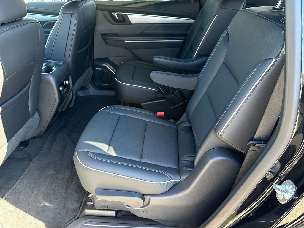 Certified 2025 Buick Enclave Preferred image 21