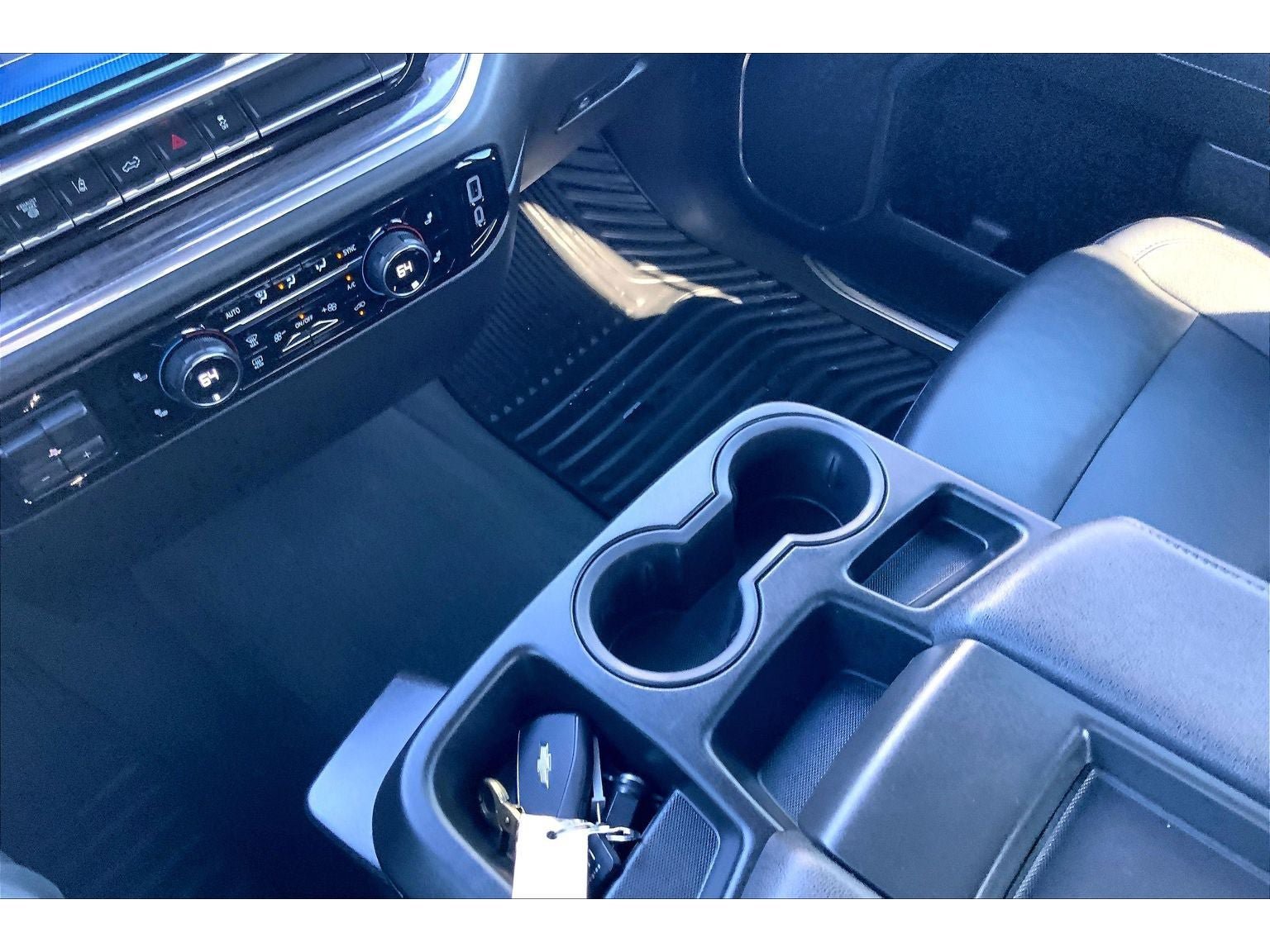 Used 2024 Chevrolet Silverado 3500 LTZ AWD/4WD image 19