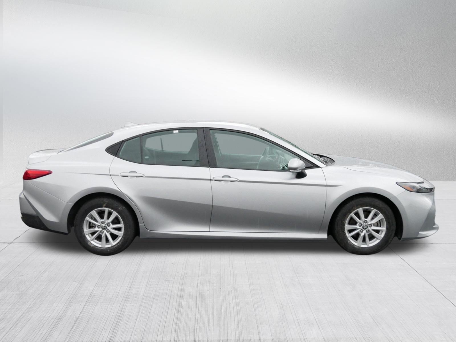 Certified 2025 Toyota Camry LE FWD image 8