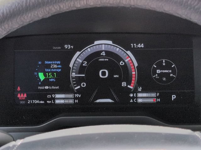 Used 2024 Toyota Tundra Limited AWD/4WD image 27