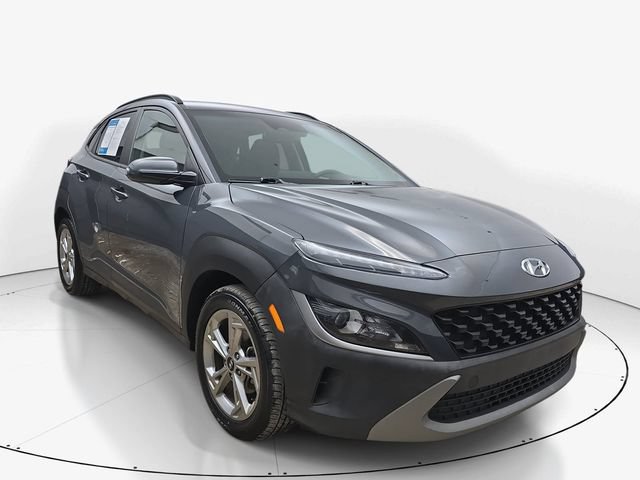 Used 2023 Hyundai Kona SEL FWD image 3