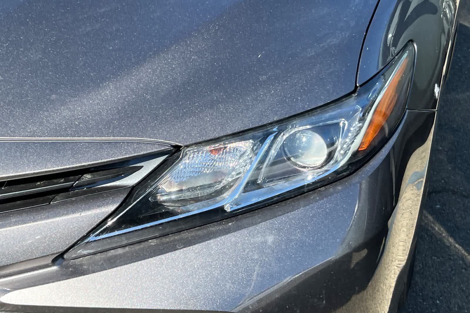 Used 2020 Toyota Camry LE w/ Convenience Package FWD image 11