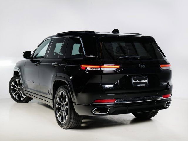 Used 2023 Jeep Grand Cherokee Overland image 3