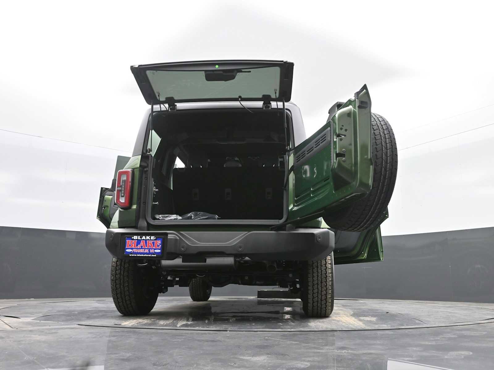 New 2024 Ford Bronco Outer Banks image 41