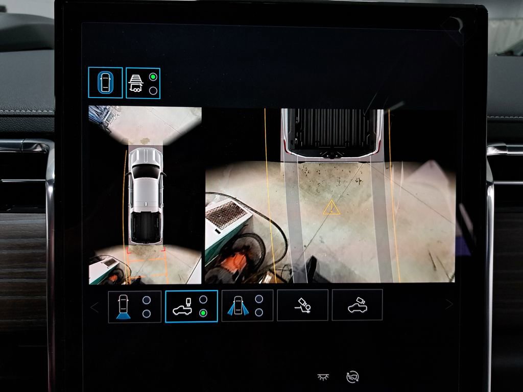 New 2025 GMC Sierra EV Denali image 37