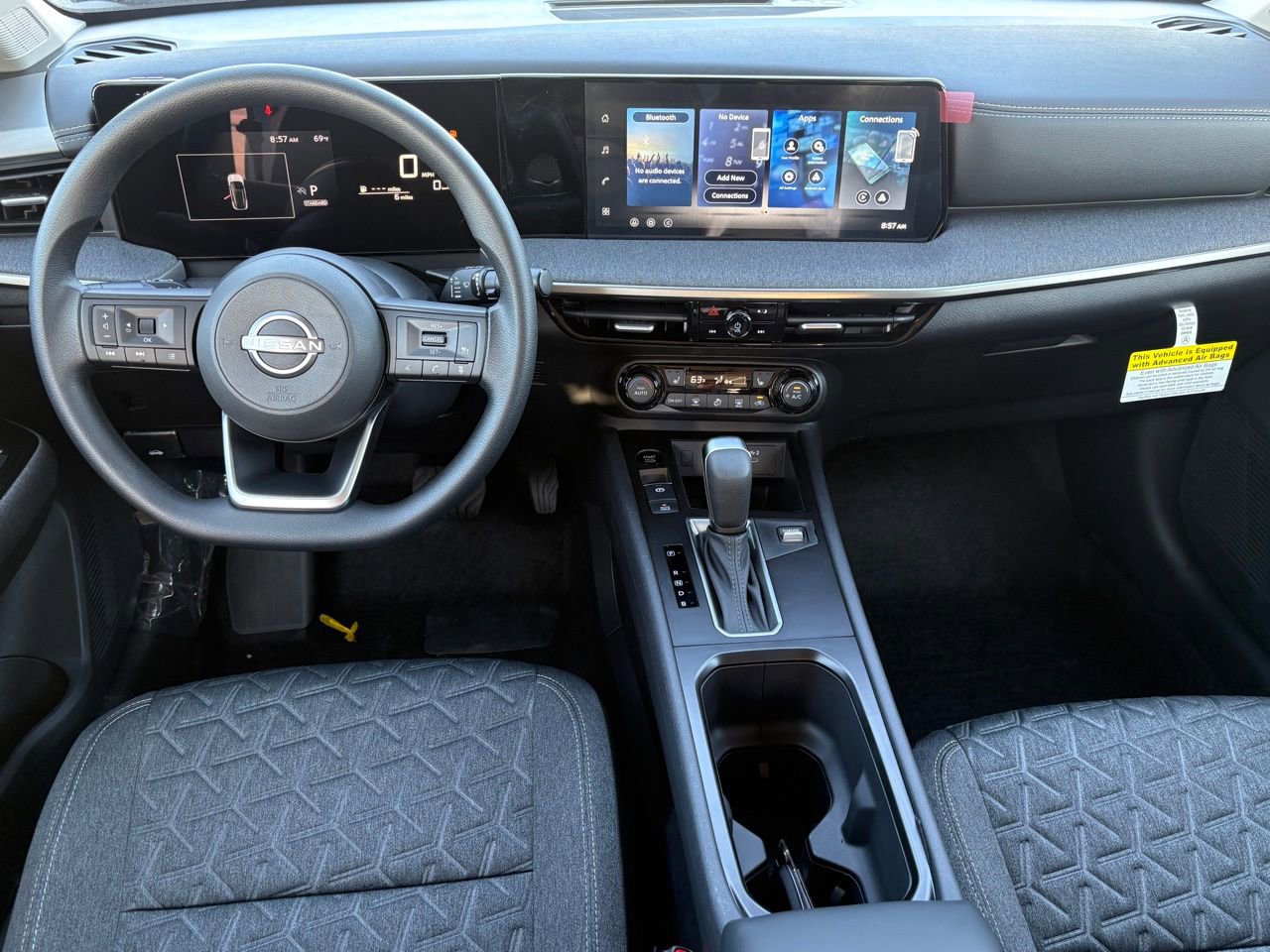 New 2026 Nissan Kicks SV w/ SV Premium Package FWD image 9