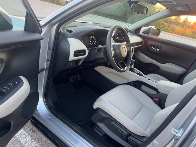 New 2026 Honda HR-V LX image 12