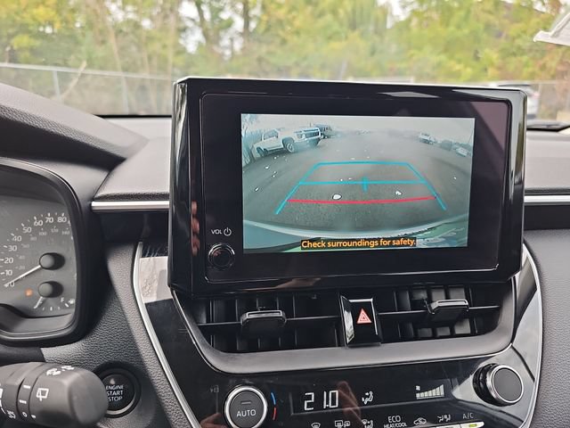 Used 2024 Toyota Corolla Cross LE AWD/4WD image 16