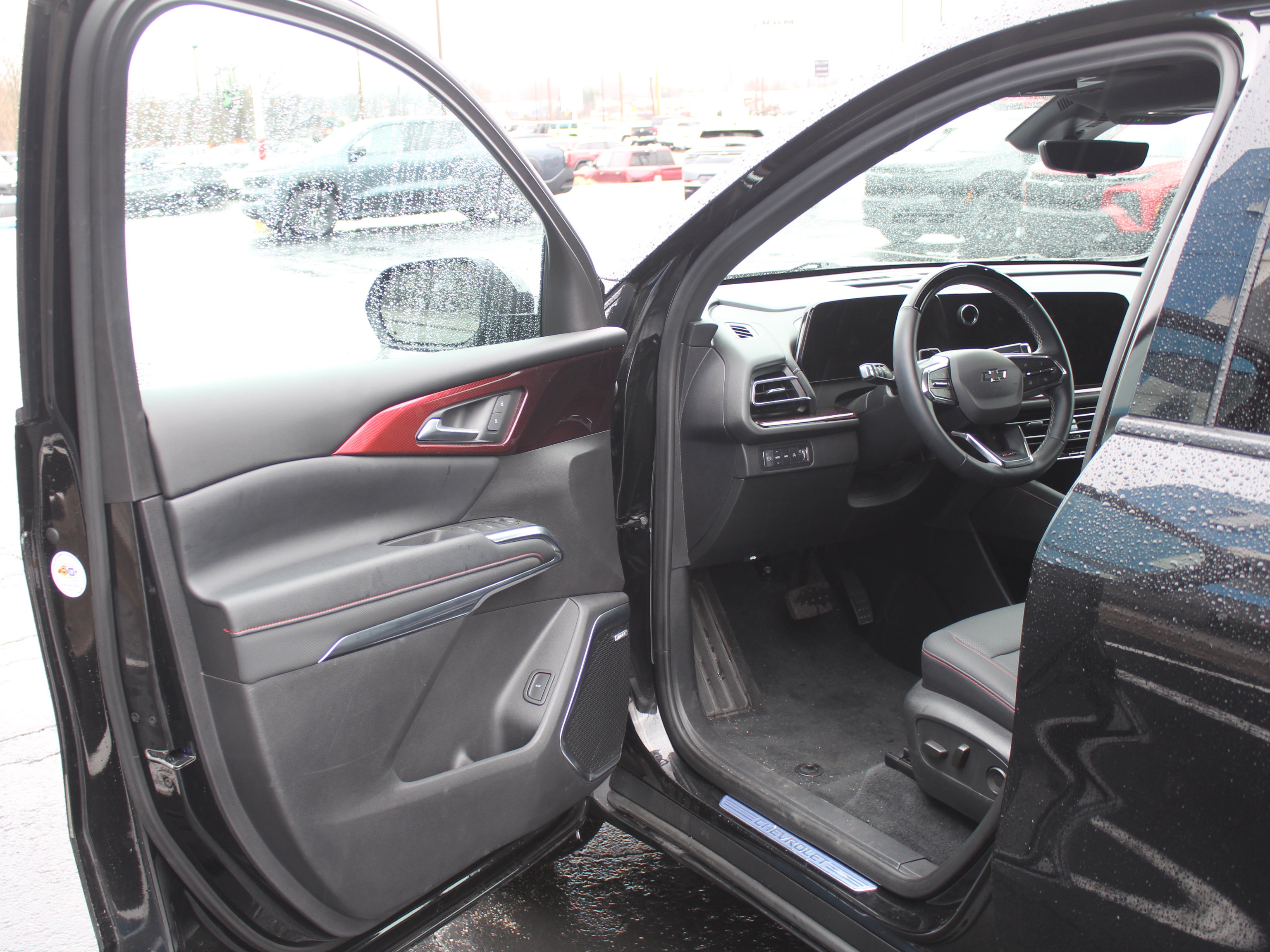Used 2024 Chevrolet Traverse Z71 w/ Enhanced Driving Package AWD/4WD image 10