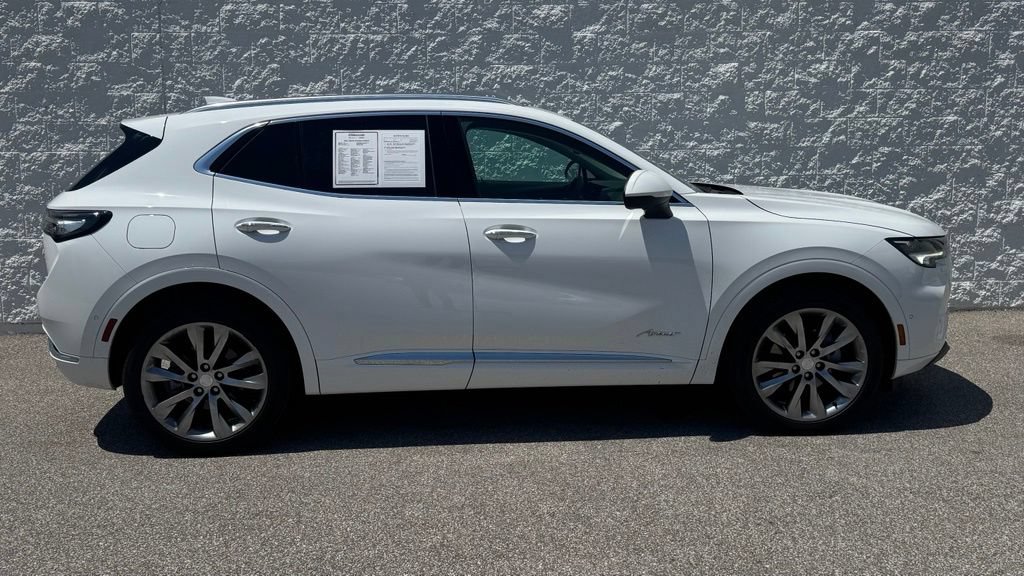 Used 2021 Buick Envision Avenir w/ Technology Package II AWD/4WD image 2