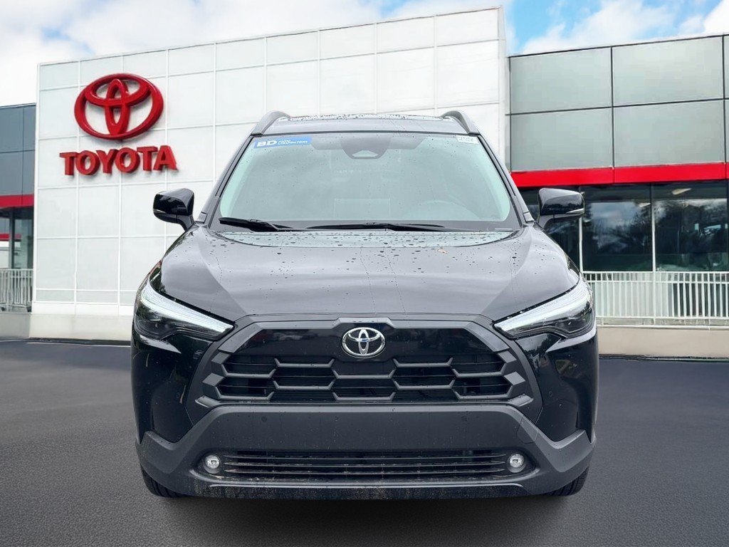 Used 2026 Toyota Corolla Cross XLE w/ Convenience Package FWD image 13